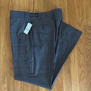 Brooks Brothers Men’s Regent fit gray plaid dress pants